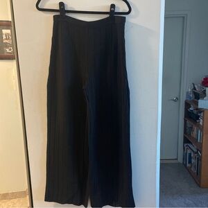 FLASH SALE ✨ Black Wide-Leg Pants